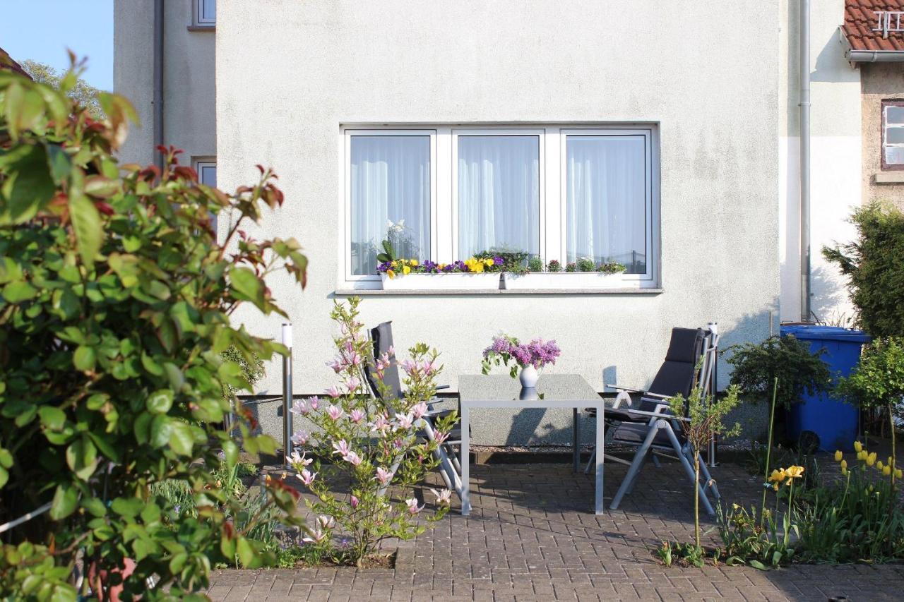 Ferienwohnung-Amsel-Kinderfreundliche-Unterkunft-In-Zentraler-Lage Bergen Auf Rugen Exterior photo